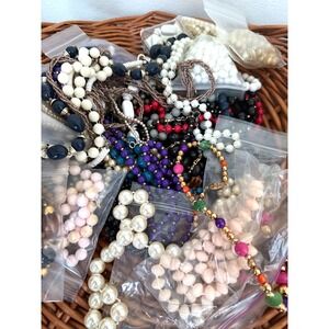 Junk Drawer Jewelry Lot – Mixed Vintage & Costume Beaded Pearls Necklaces
